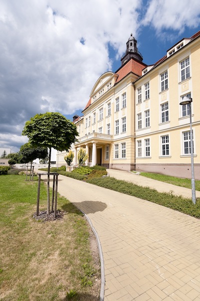 Nemocnice České Budějovice - původní budova nemocnice z roku 1913