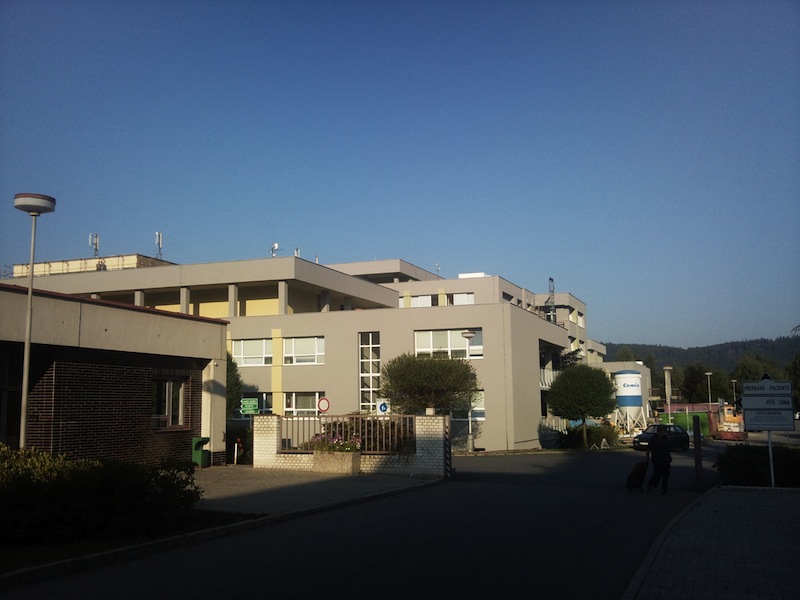 Nemocnice Prachatice - vjezd do areálu