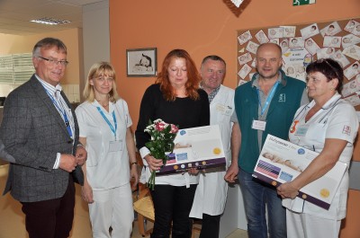 Nadace Křižovatka darovala Nemocnici Strakonice šest monitorů dechu